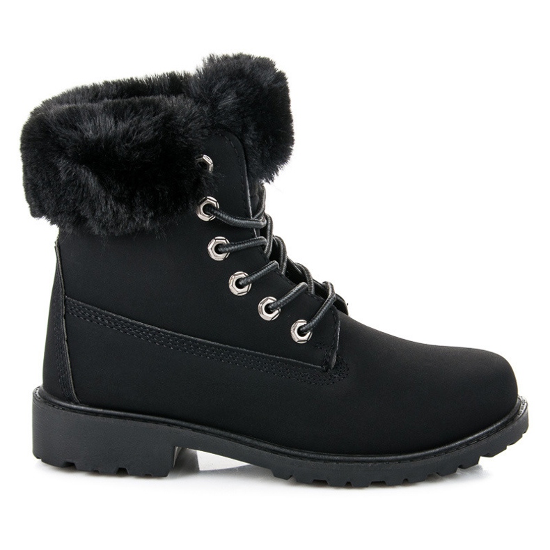 Queen Vivi Black trappers with fur