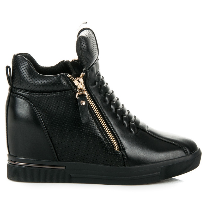 Black sneakers Black sneakers