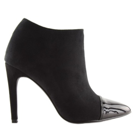 Black boots on a high heel 1131-5 black