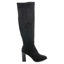 Vesuvio Suede boots on the post black