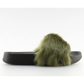 Green fur slippers S36 green