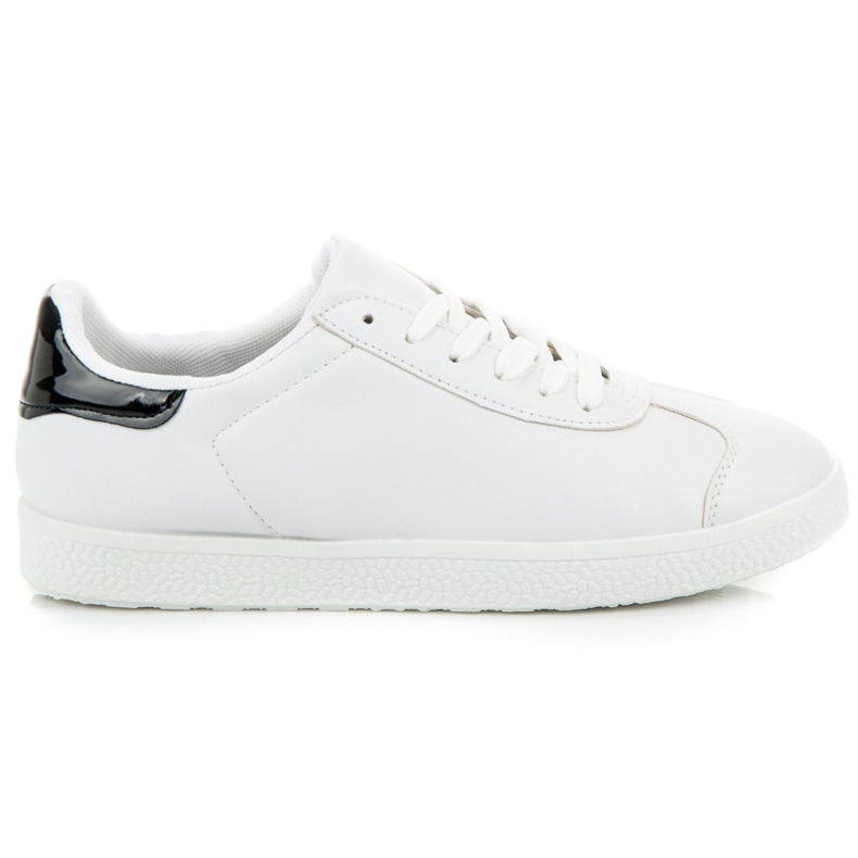 Women's sneakers white