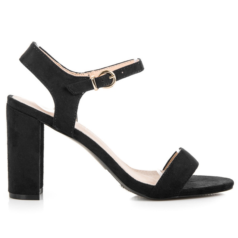 Vinceza Black sandals on the post