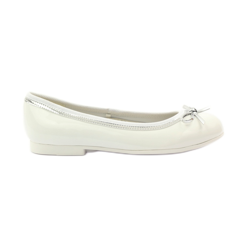 American Club Ballerinas with a white American bow