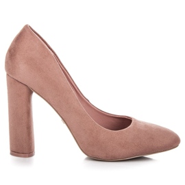 Ideal Shoes Elegant pumps on the post pink