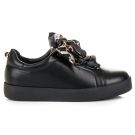 Sneakers Tied with a VICES ribbon black Sneakers Tied with a VICES ribbon black