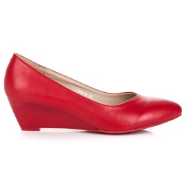Wedge pumps vices red