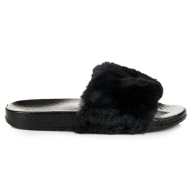 Black Slippers With Fur