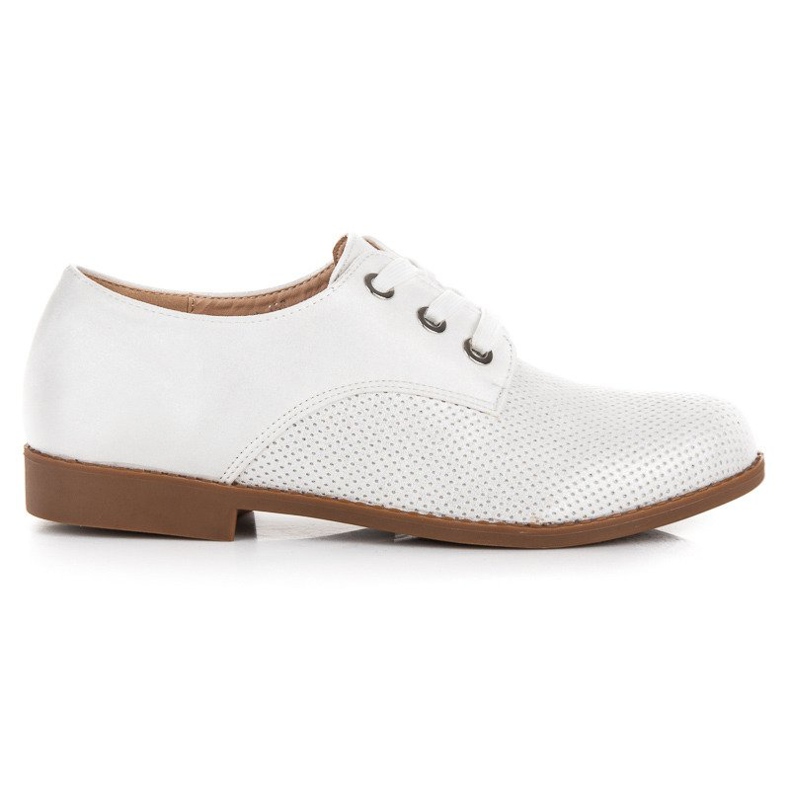 Renda Stylish shoes on the binding white