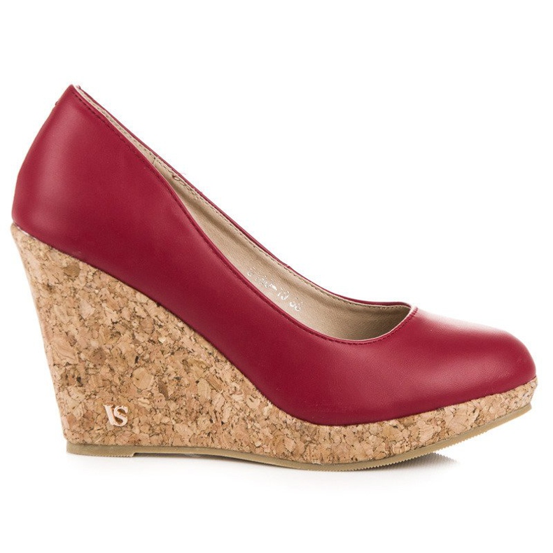 Wedge pumps vices red