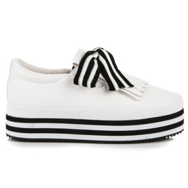 Fashionable vices sneakers white black