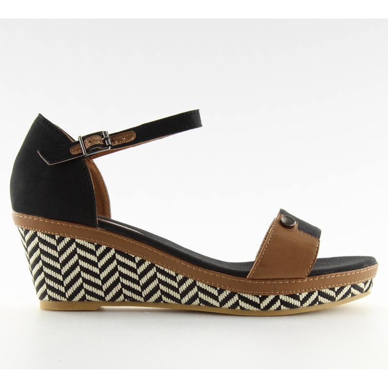 Black sandals on wedges J7731-8 black