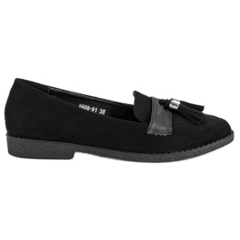 Elegant black loafers