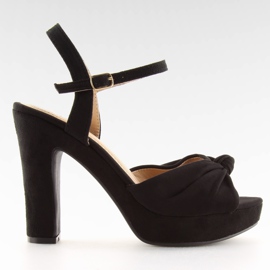 Sandals on the post black BJ1603-SD black