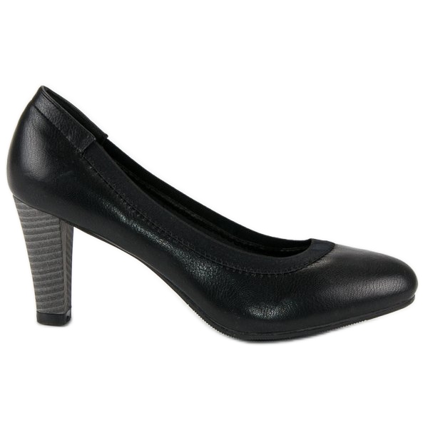 Black vinceza pumps