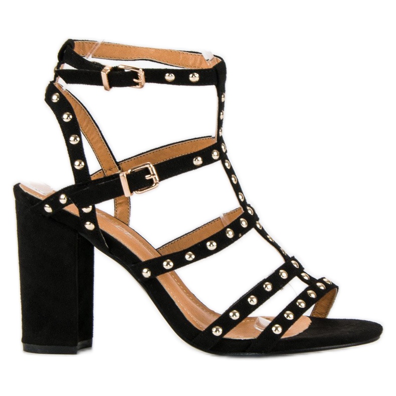 Bestelle Black sandals on the post