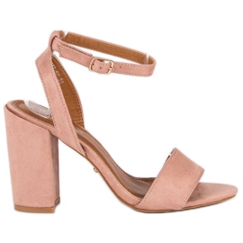 Tina&Co Stylish sandals on a post pink