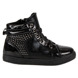 Lacquered Sneakers Above the Ankle black