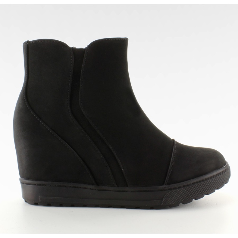 Insulated sneakers J0029 black