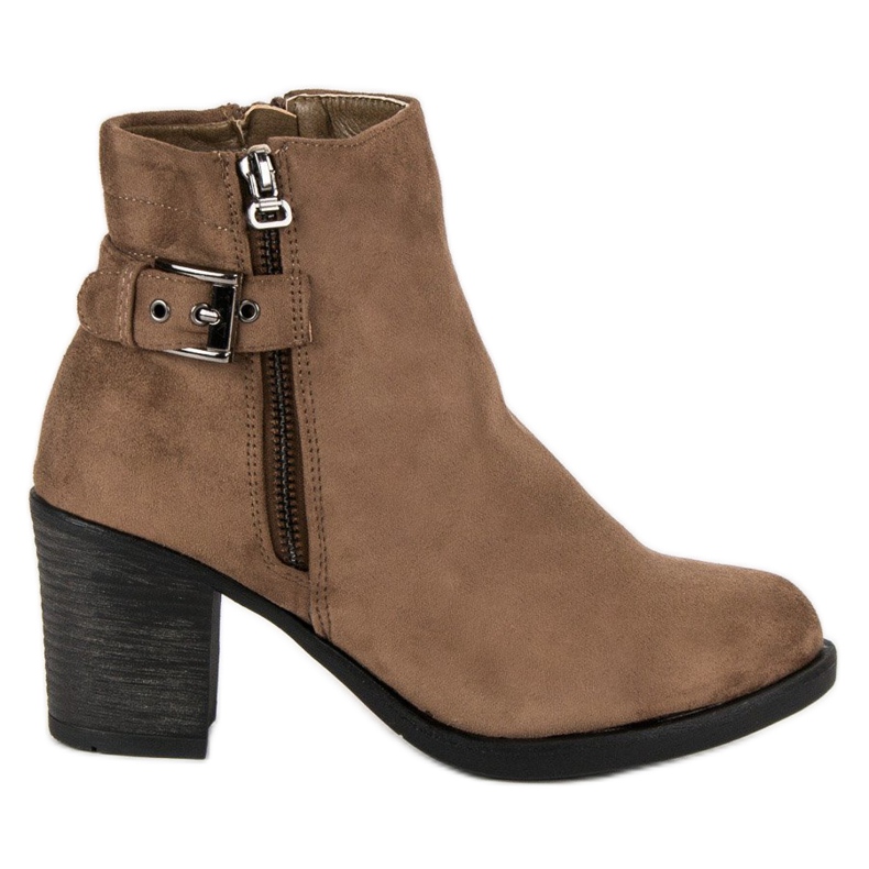 Small Swan Fashionable women's boots brown