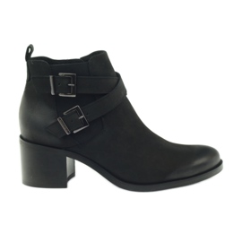 Boots decorated with Badura 7690 stripes black