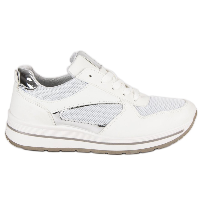 Fashionable sports shoes white
