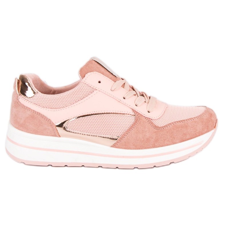 Fashionable sports shoes pink