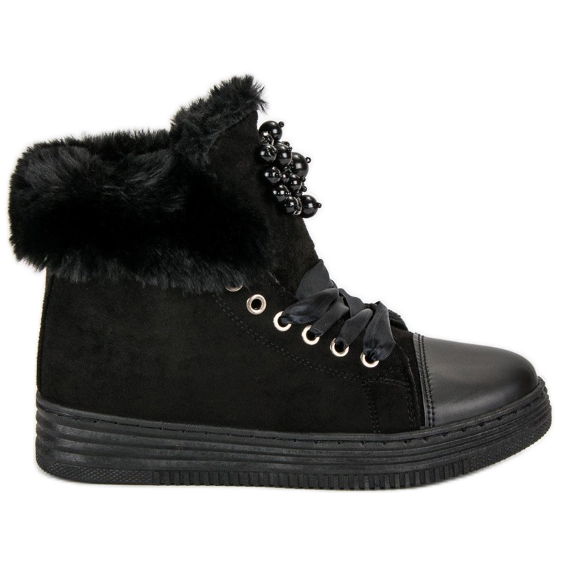 Warm sneakers black