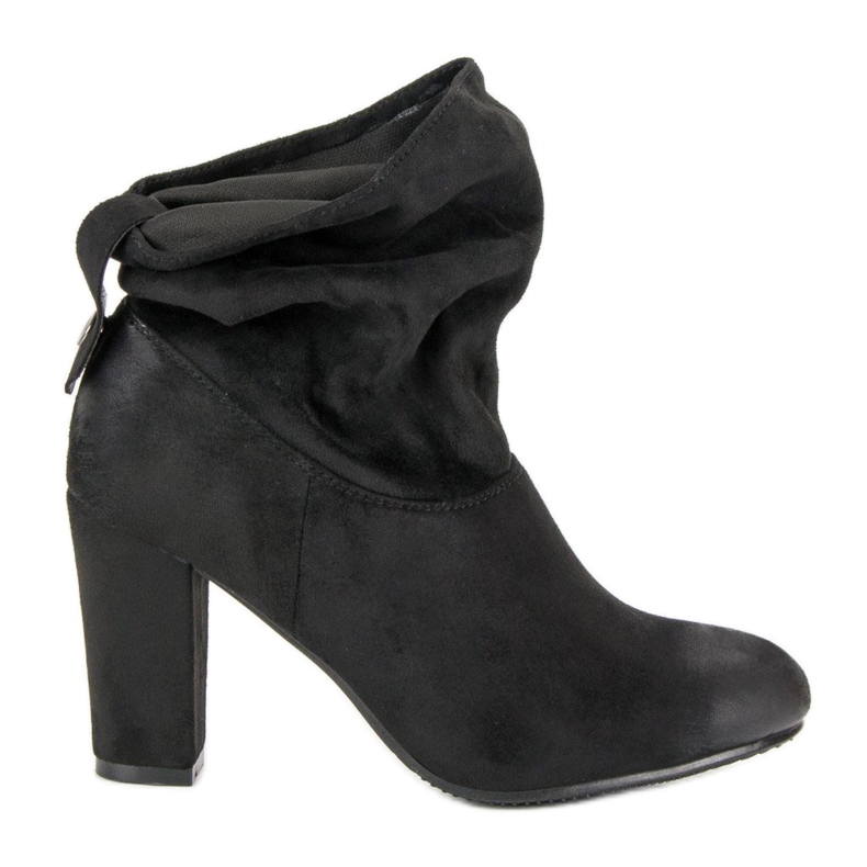 Suede boots on the VINCEZA post black