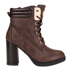 Bello Star Brown workery boots