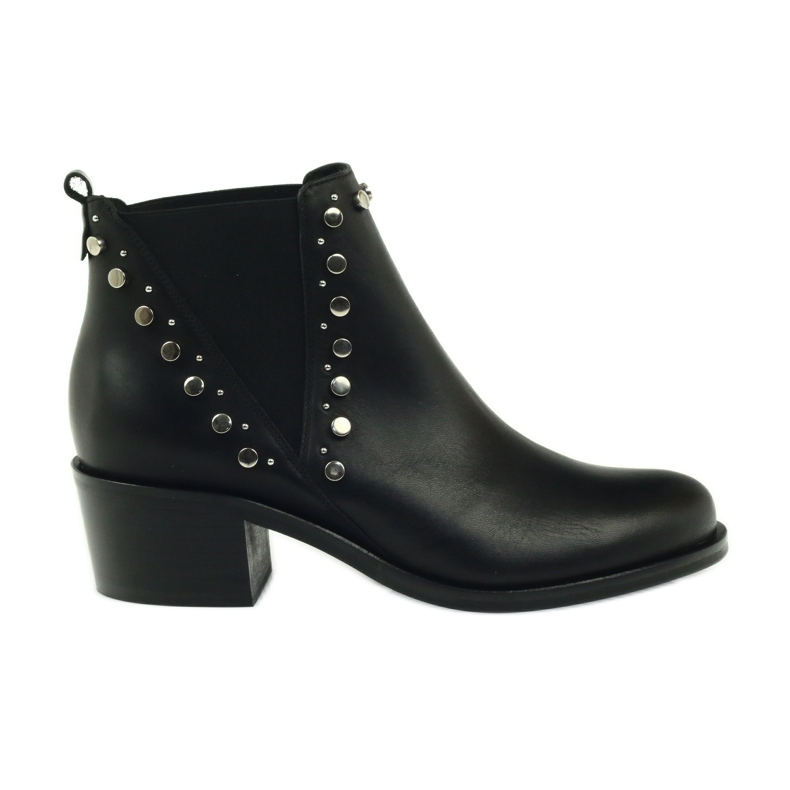 Black winter boots with studs Badura 7874