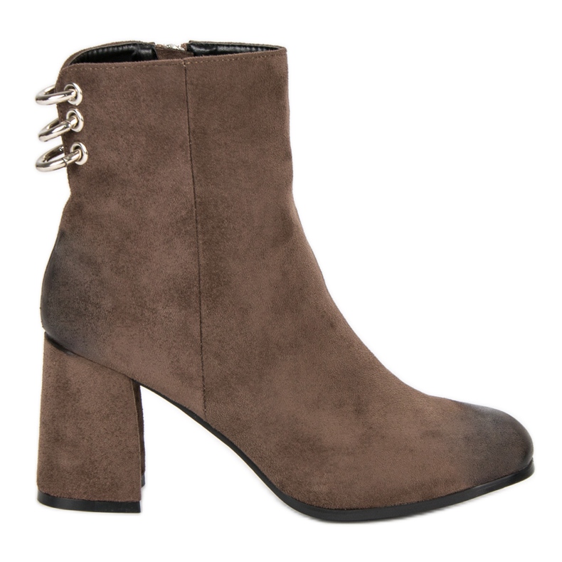 Stylish boots on the VINCEZA post brown