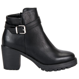 Kayla Black boots every day