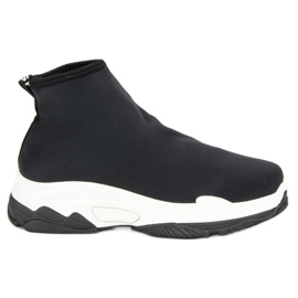 Fashionable Sports Shoes black