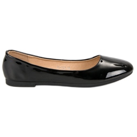 Top Shoes Lacquered ballerinas black