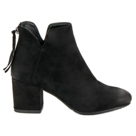 Suede high-heeled boots from VINCEZA black