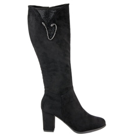 Heeled suede boots black