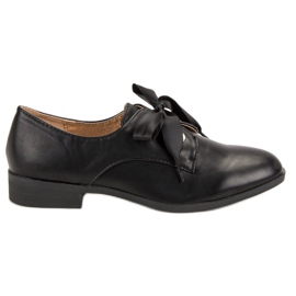 Tina&Co Tied brogues black