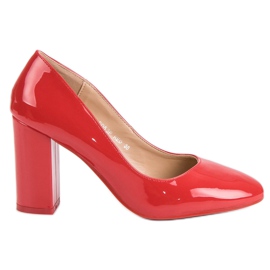 Seastar Red Lacquered Pumps