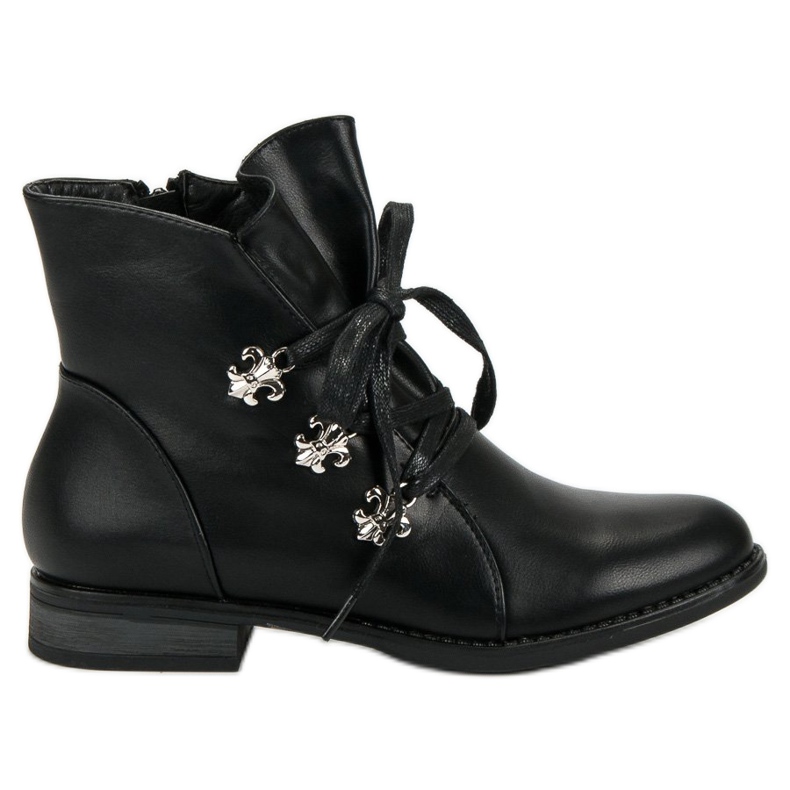 Weide Black Boots On A Flat Heel