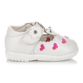 Slippers In Hearts white