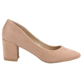 Ideal Shoes Beige Pumps On A Pillar Ideal Shoes Beige Pumps On A Pillar