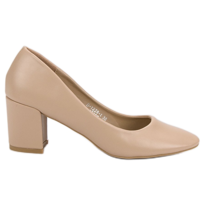 Ideal Shoes Classic Beige Pumps