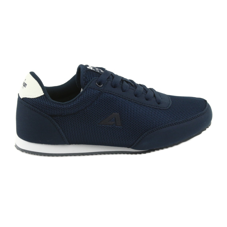 American Club sports tied shoes white navy blue American Club sports tied shoes white navy blue