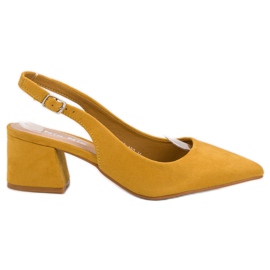 Nio Nio Mustard Pumps In Spitz yellow