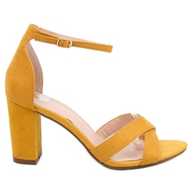 Yellow sandals on the post NF-40P Yellow