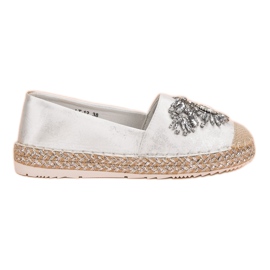 White Espadrilles With Ornaments