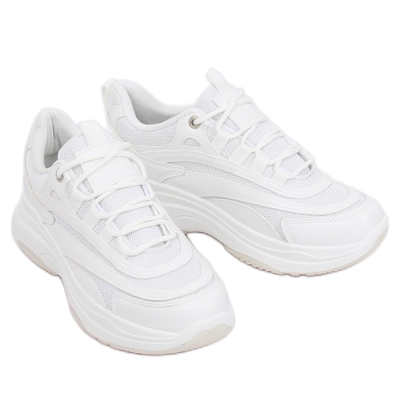 White women's sports shoes B0-15 White