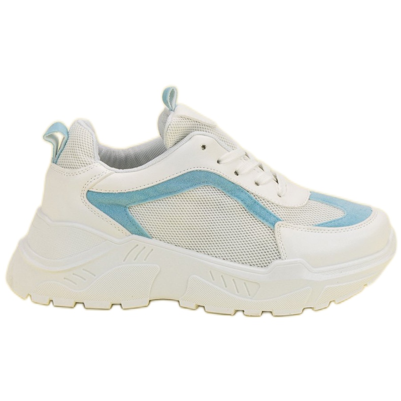 Women's sports shoes white