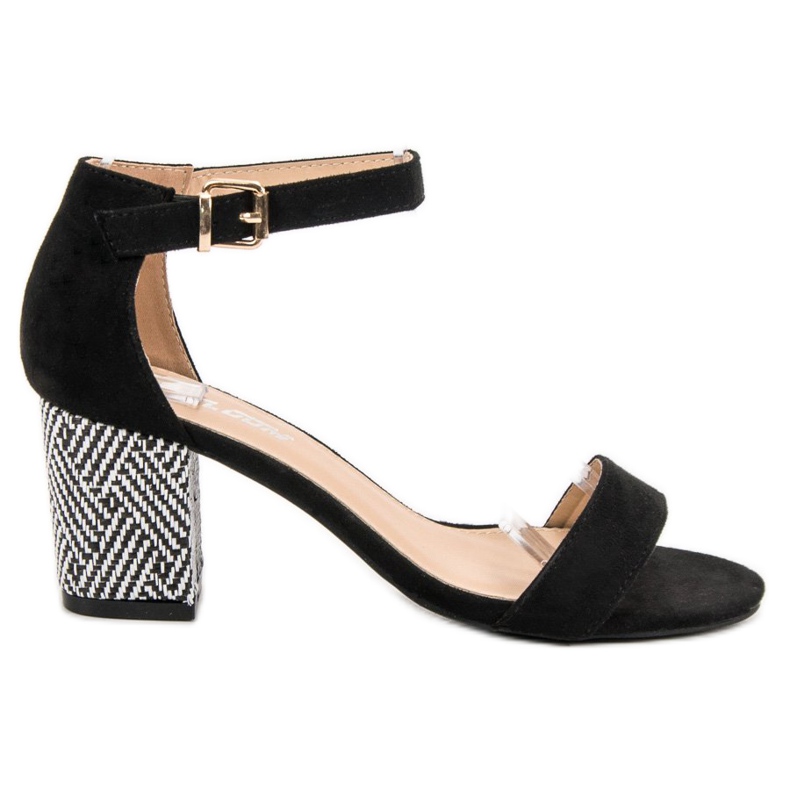 Abloom Black Sandals On A Bar